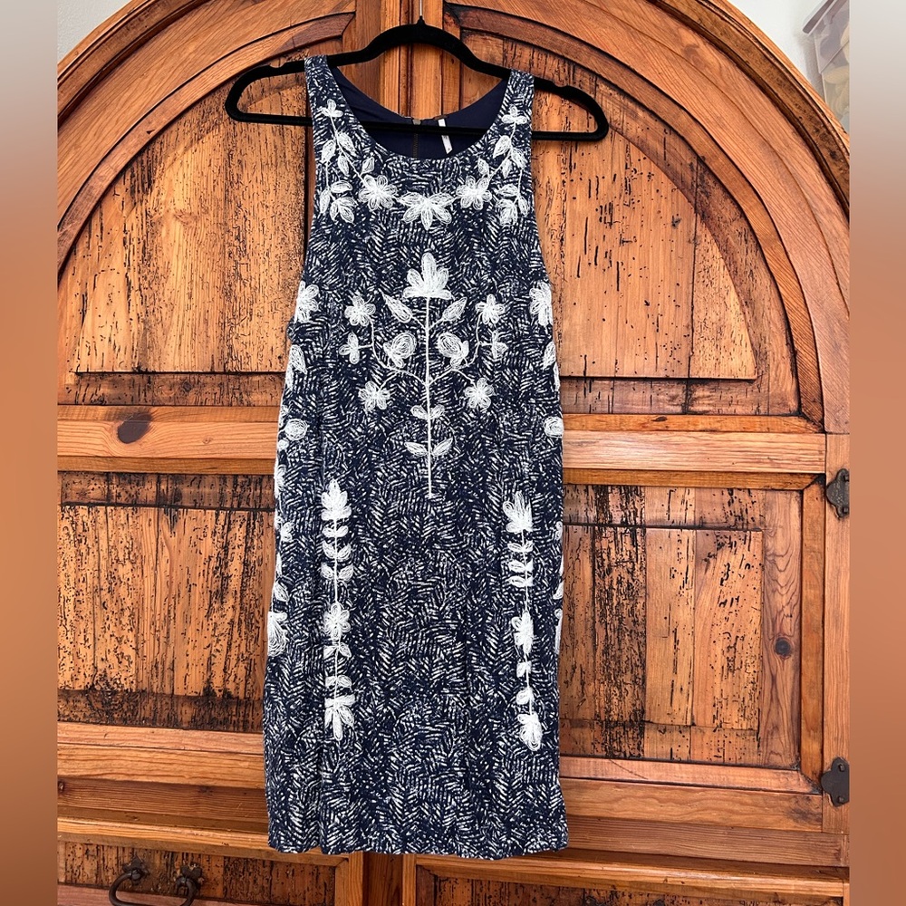 Free People Embroidered Floral cut out sides dress unique vacation